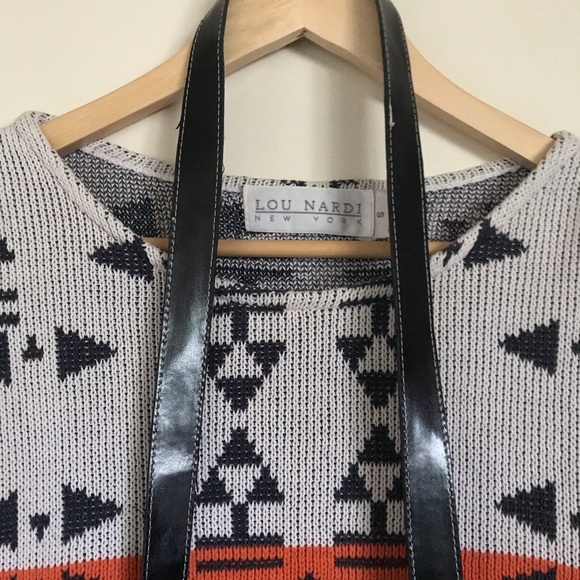 90’s Tribal colorful design sweater - Picture 4 of 6